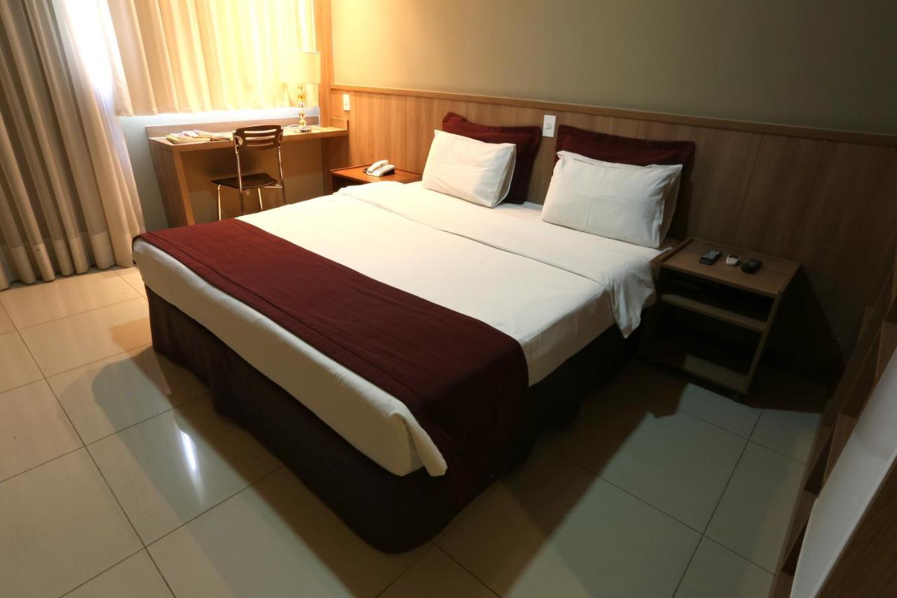 Esplanada Brasilia Hotel E Eventos Экстерьер фото