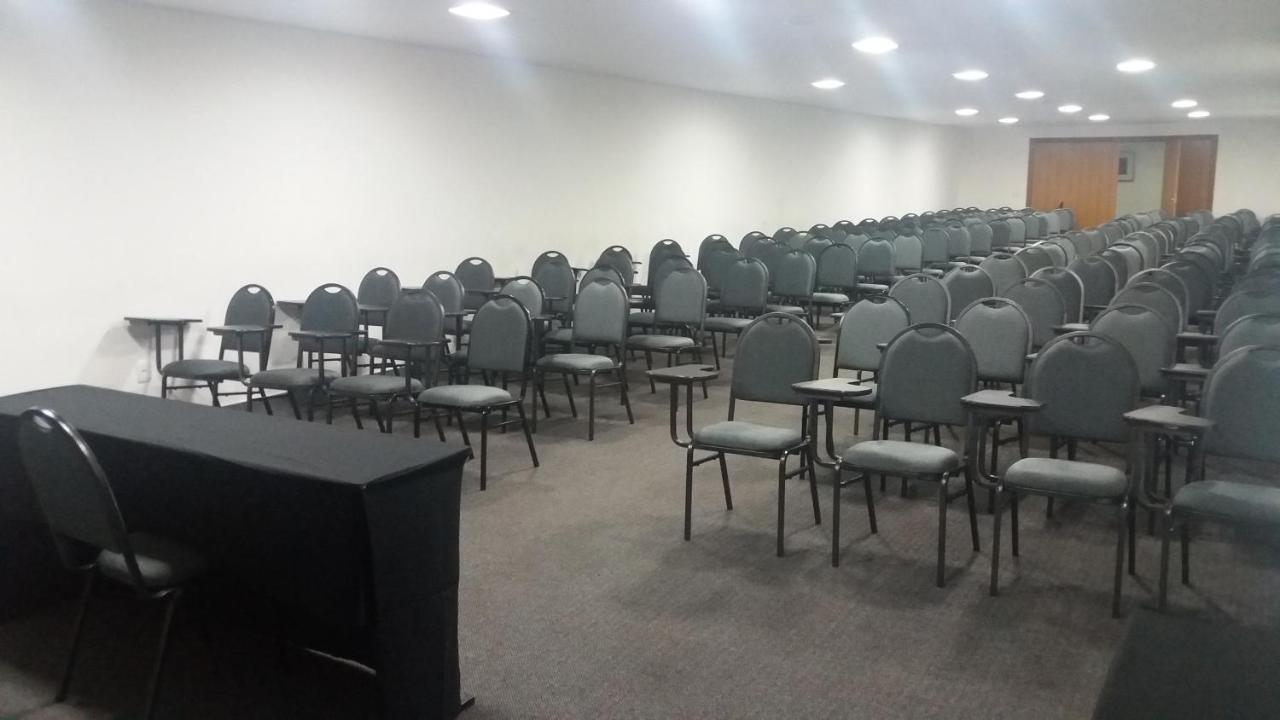 Esplanada Brasilia Hotel E Eventos Экстерьер фото