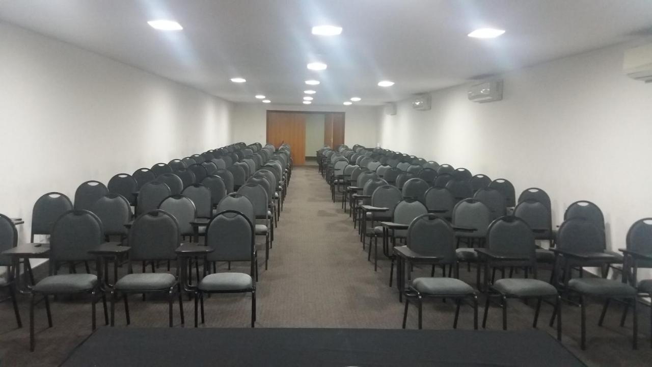 Esplanada Brasilia Hotel E Eventos Экстерьер фото