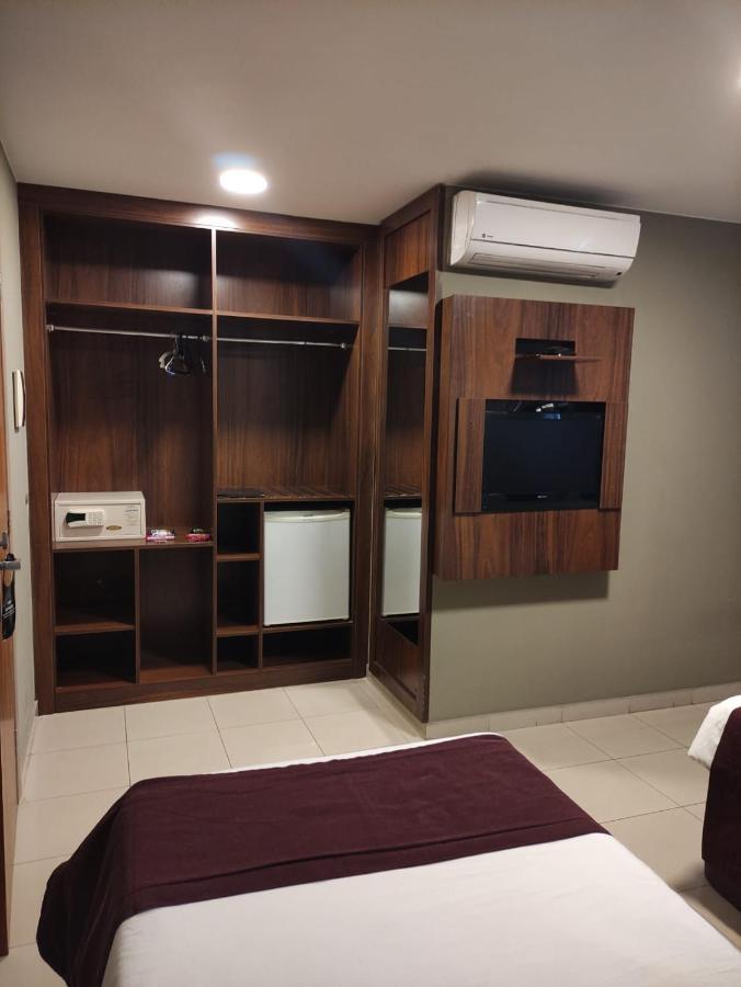 Esplanada Brasilia Hotel E Eventos Экстерьер фото
