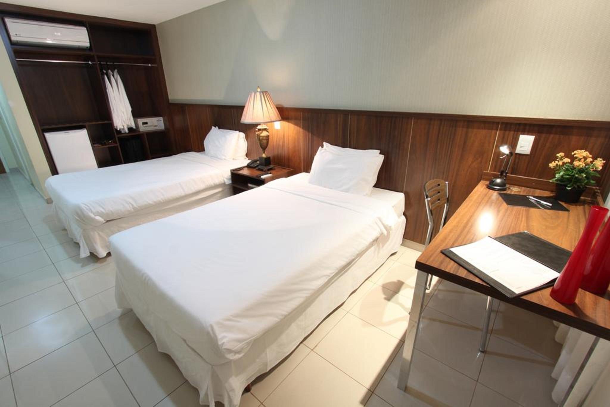 Esplanada Brasilia Hotel E Eventos Экстерьер фото