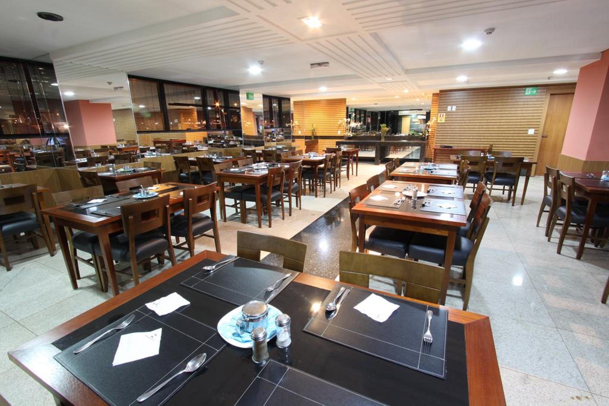 Esplanada Brasilia Hotel E Eventos Экстерьер фото